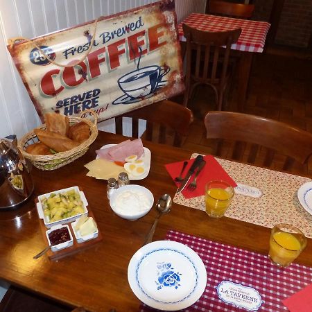 L' Appartement Du Camping Hautoreille Bannes  Ngoại thất bức ảnh