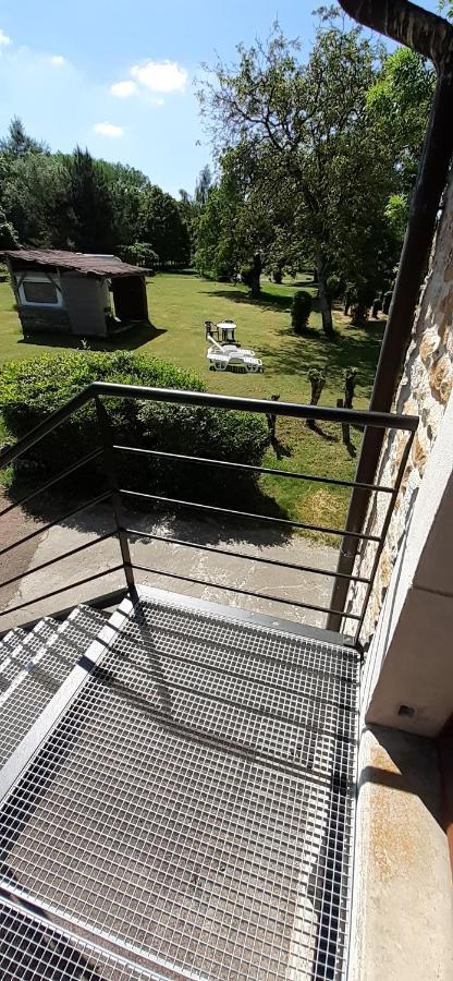 L' Appartement Du Camping Hautoreille Bannes  Ngoại thất bức ảnh