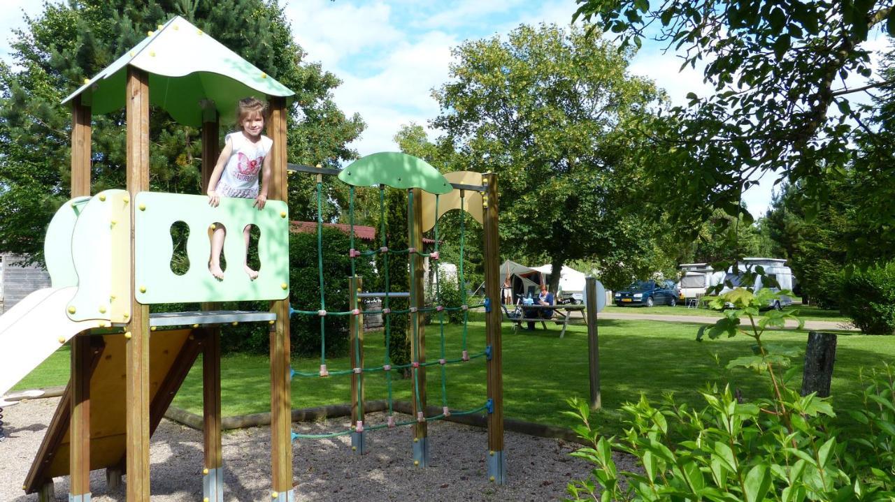 L' Appartement Du Camping Hautoreille Bannes  Ngoại thất bức ảnh